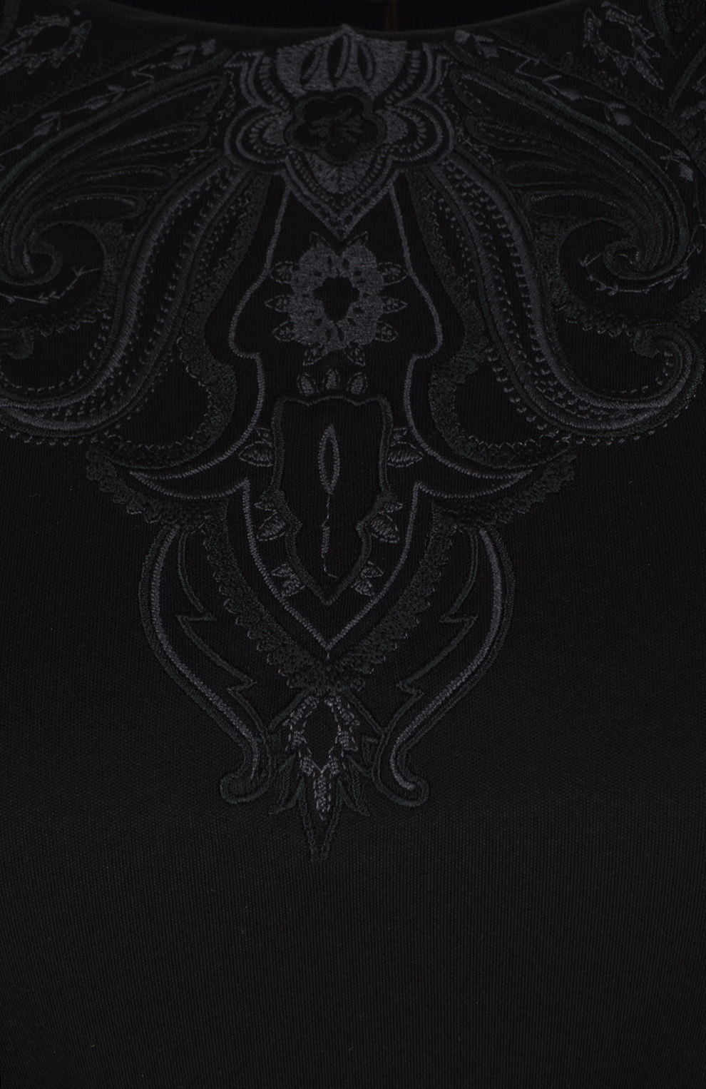 Платье с узором пейсли