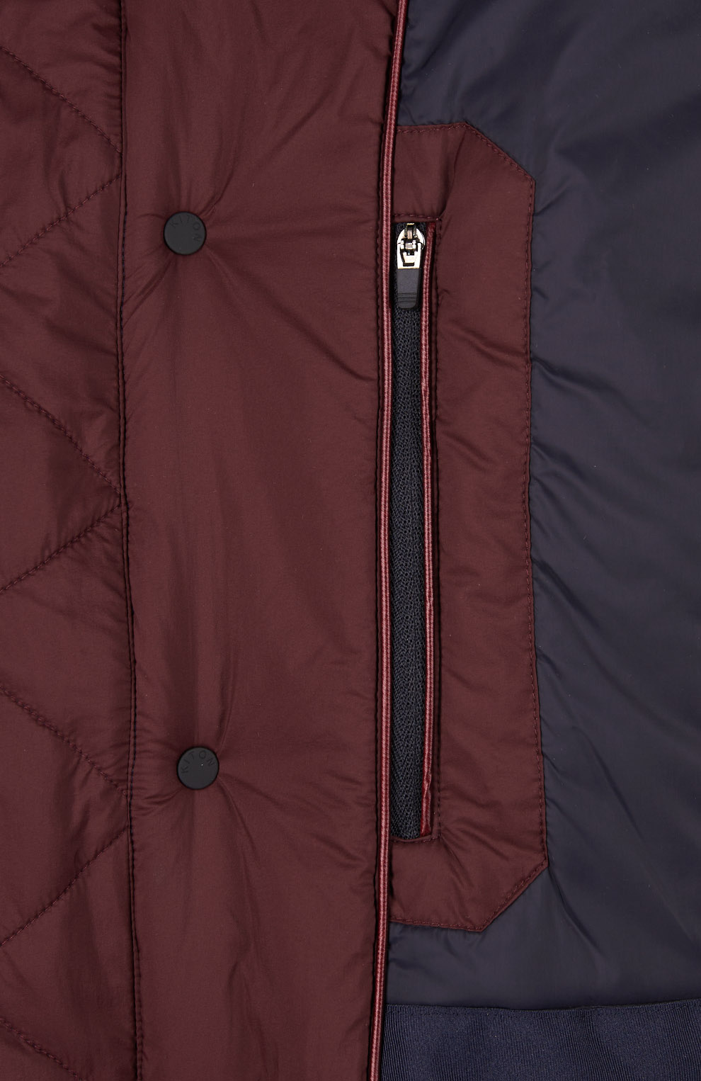 Пуховик со съёмным капюшоном и меховым воротником