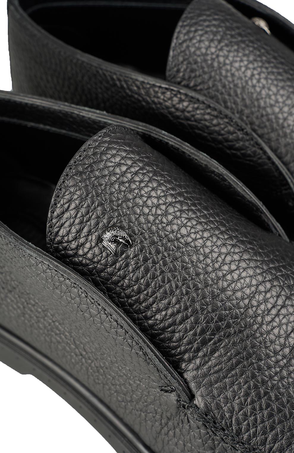 Высокие кожаные ботинки без шнуровки