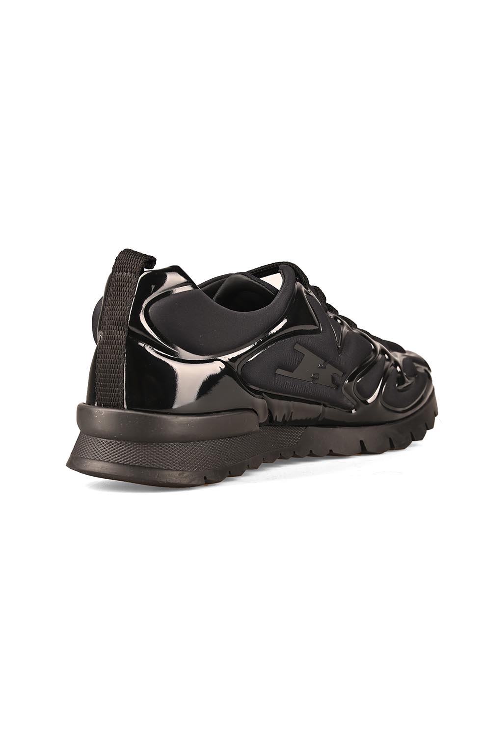 Кроссовки из спортивного текстиля