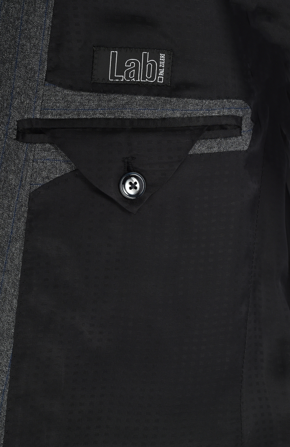 Шерстяной однобортный костюм в полоску