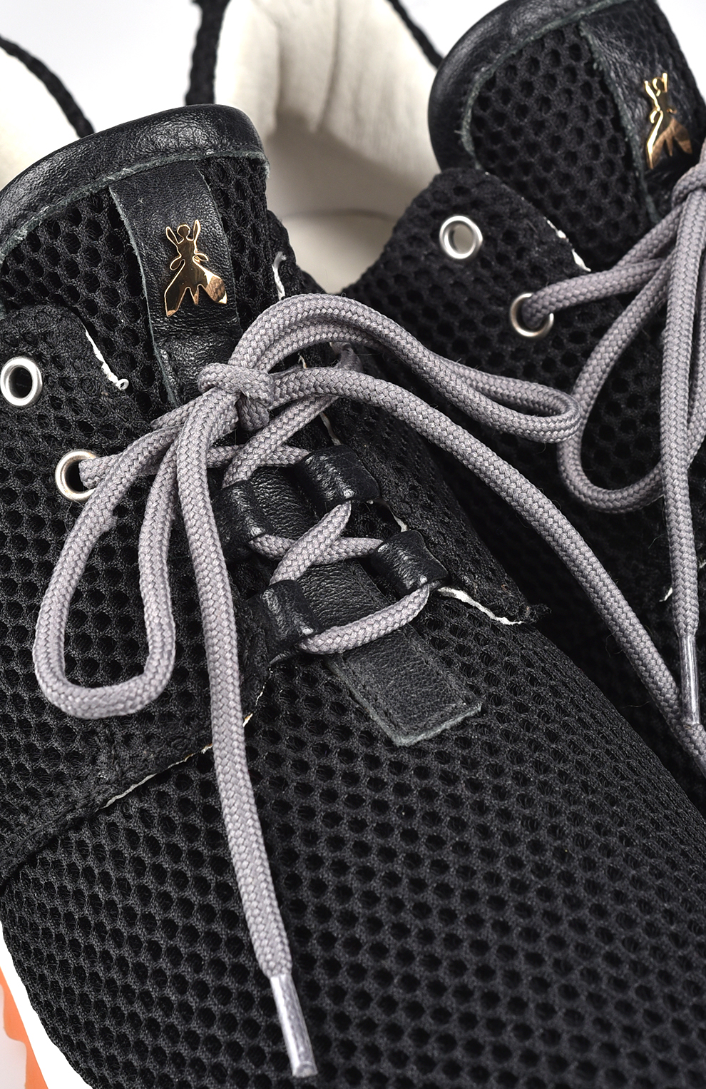 Комбинированные кроссовки