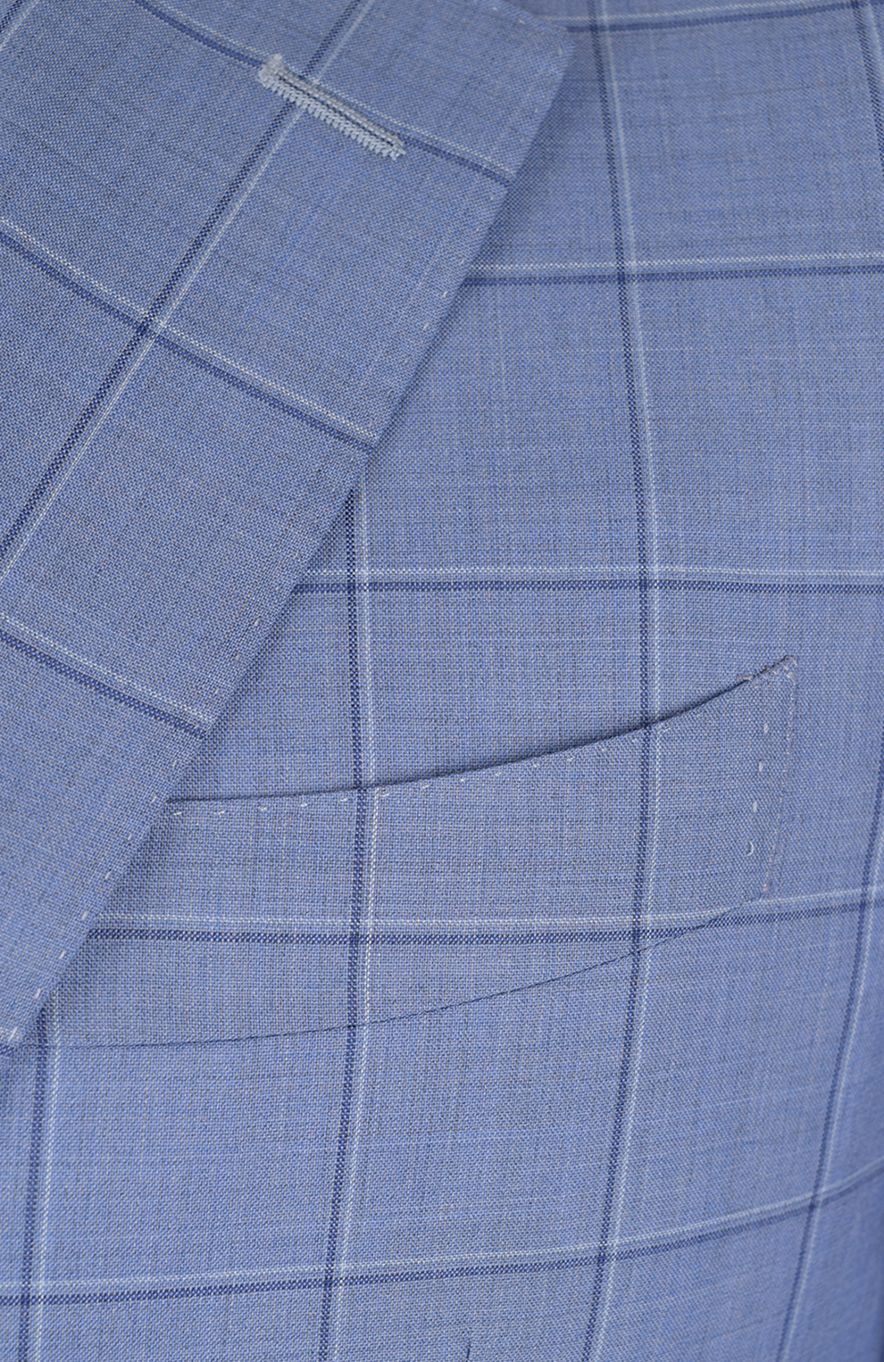 Шерстяной однобортный костюм в клетку