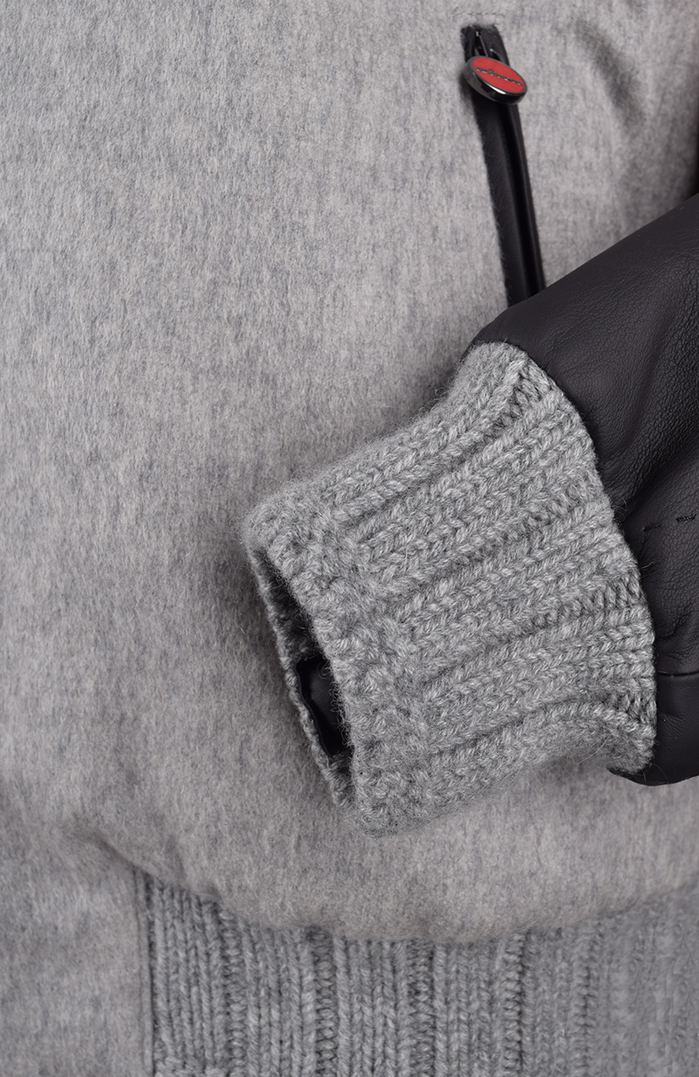 Кашемировый бомбер на молнии с эластичными манжетами