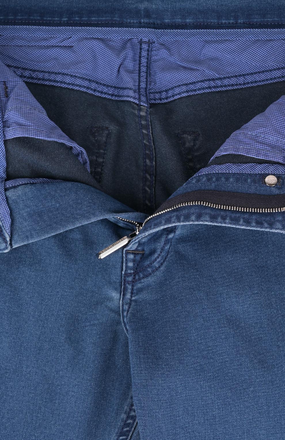 Джинсы из смесового хлопка