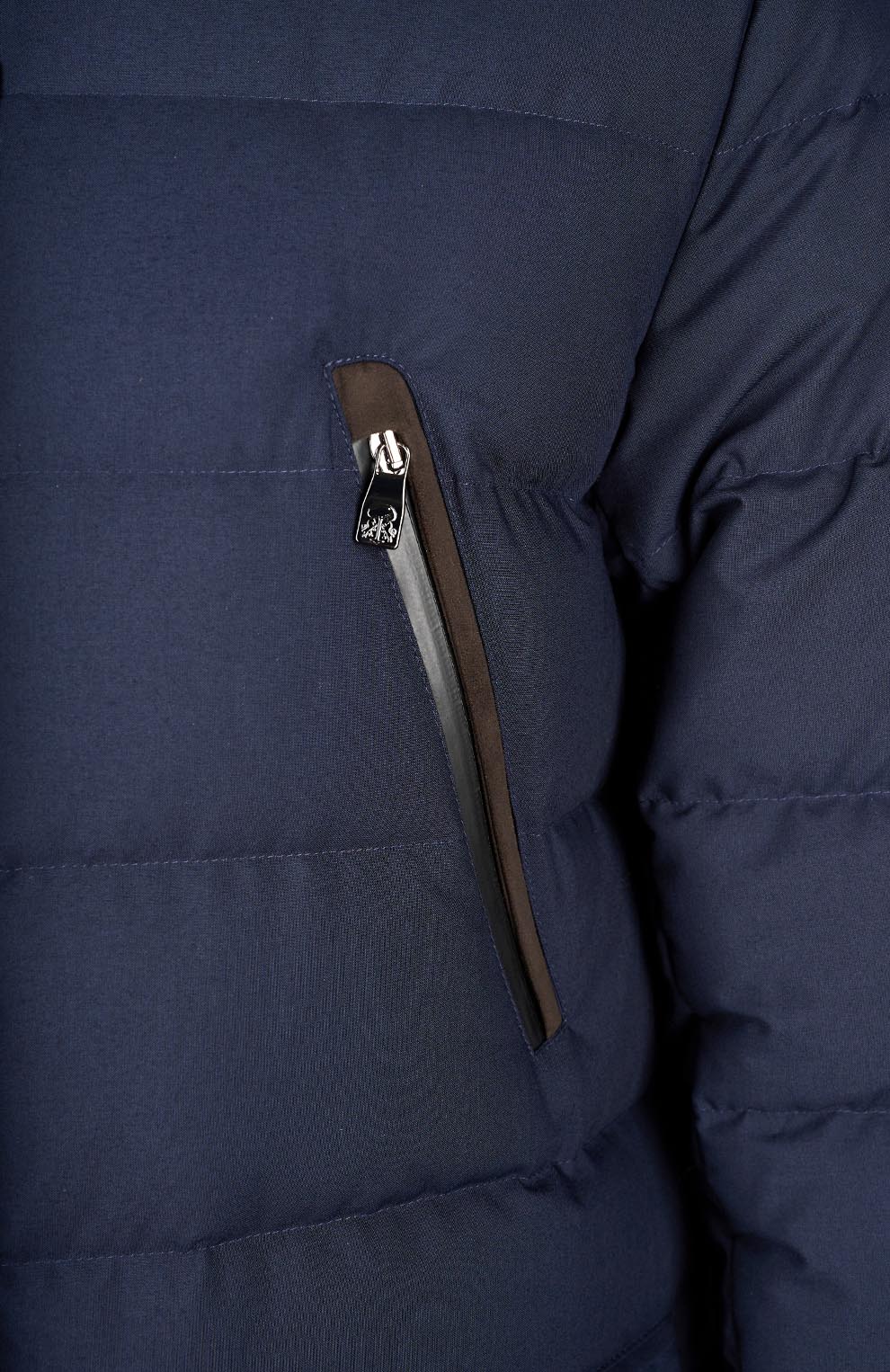 Пуховик с воротником-стойкой