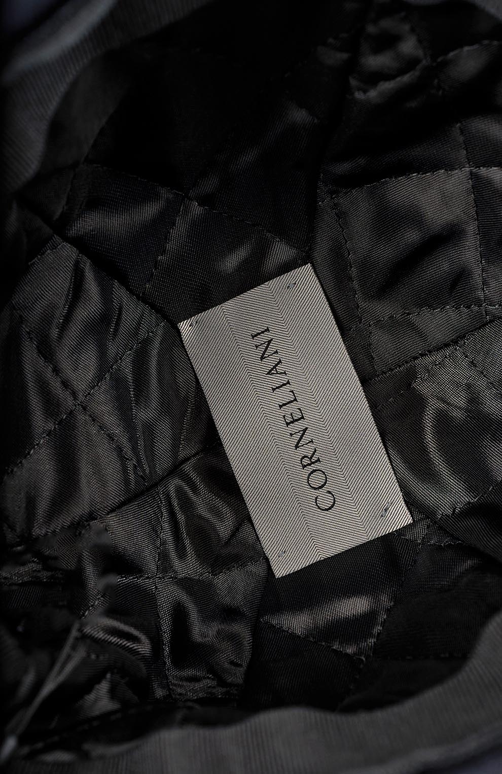 Шерстяная бейсболка с утеплением