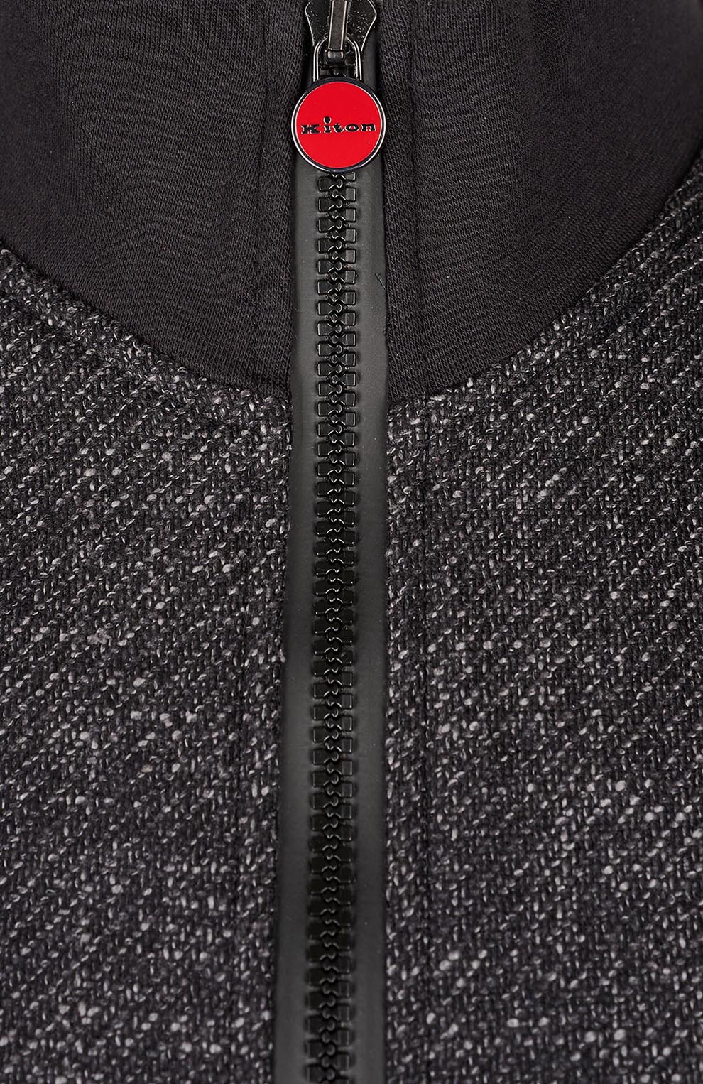 Кофта из смесовой шерсти на молнии