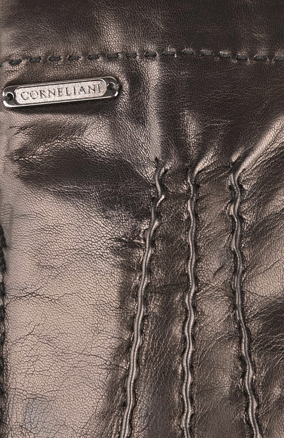 Кожаные перчатки