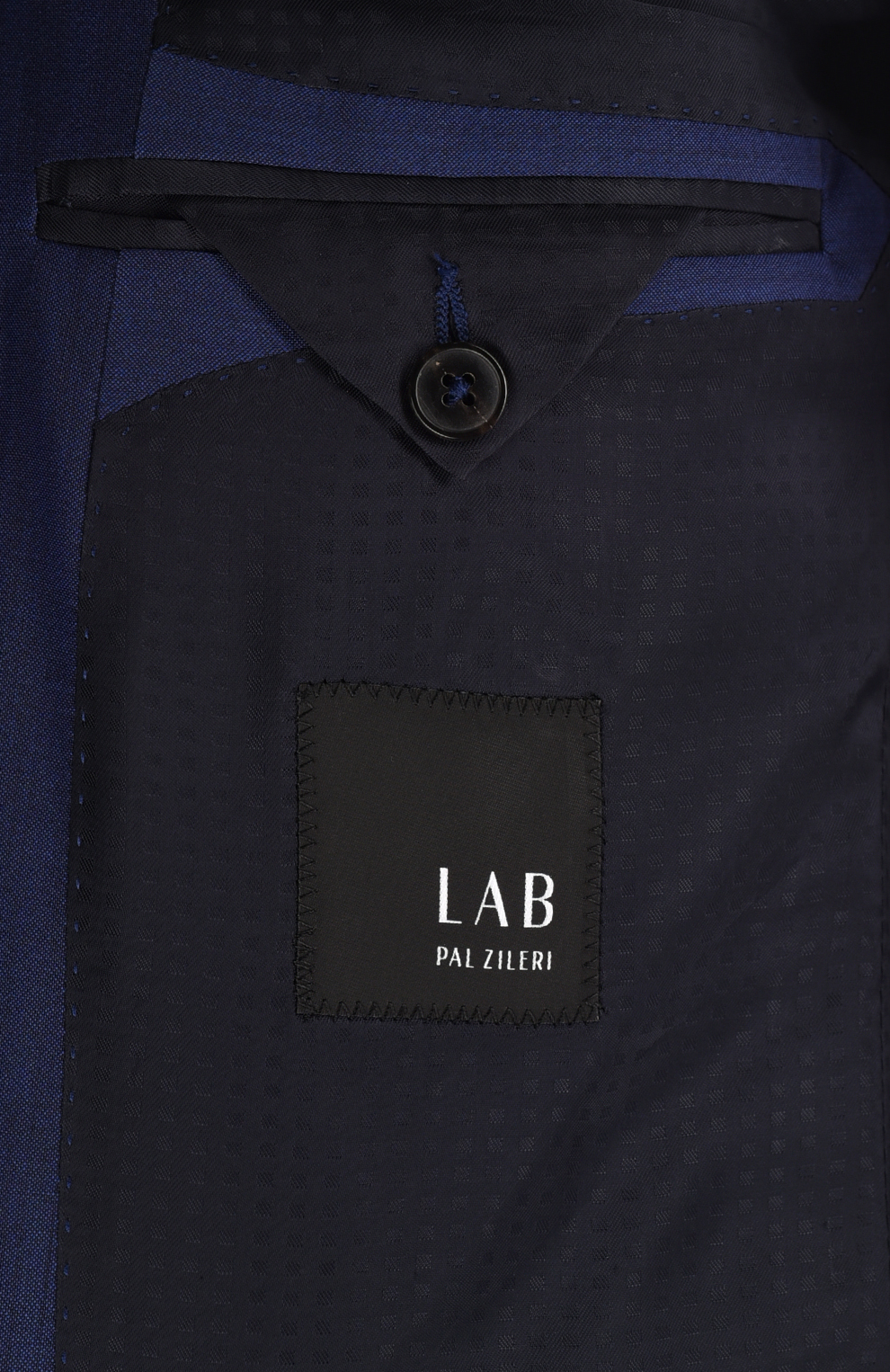 Шерстяной однобортный костюм