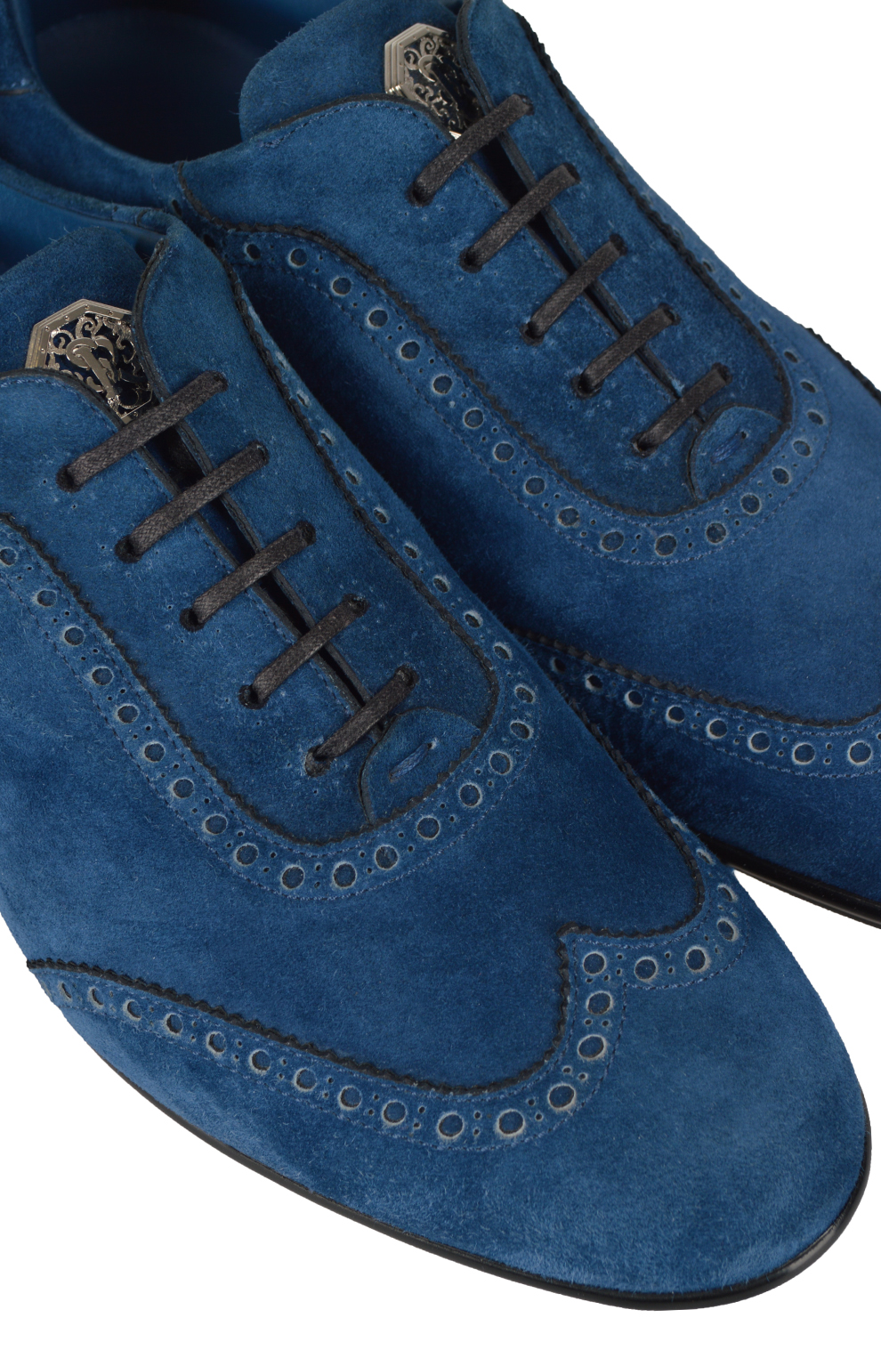 Кожаные кроссовки