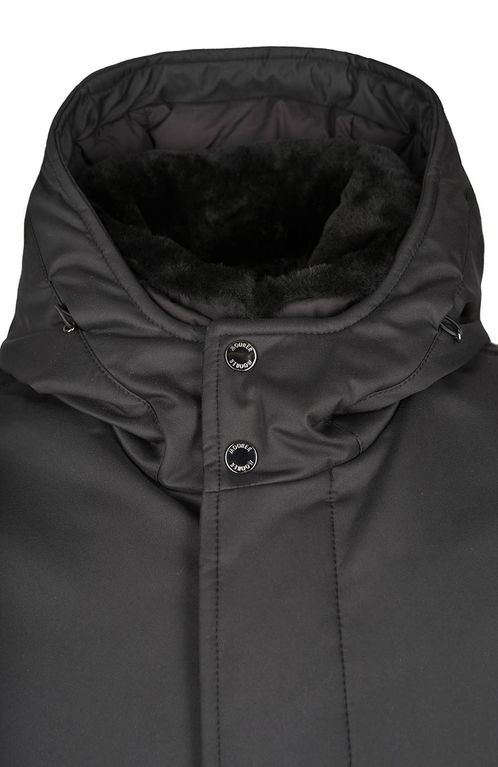 Пуховое пальто с меховым воротником