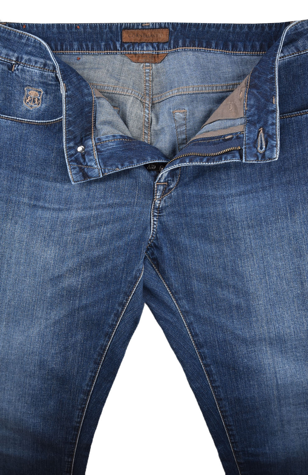 Джинсы прямого кроя