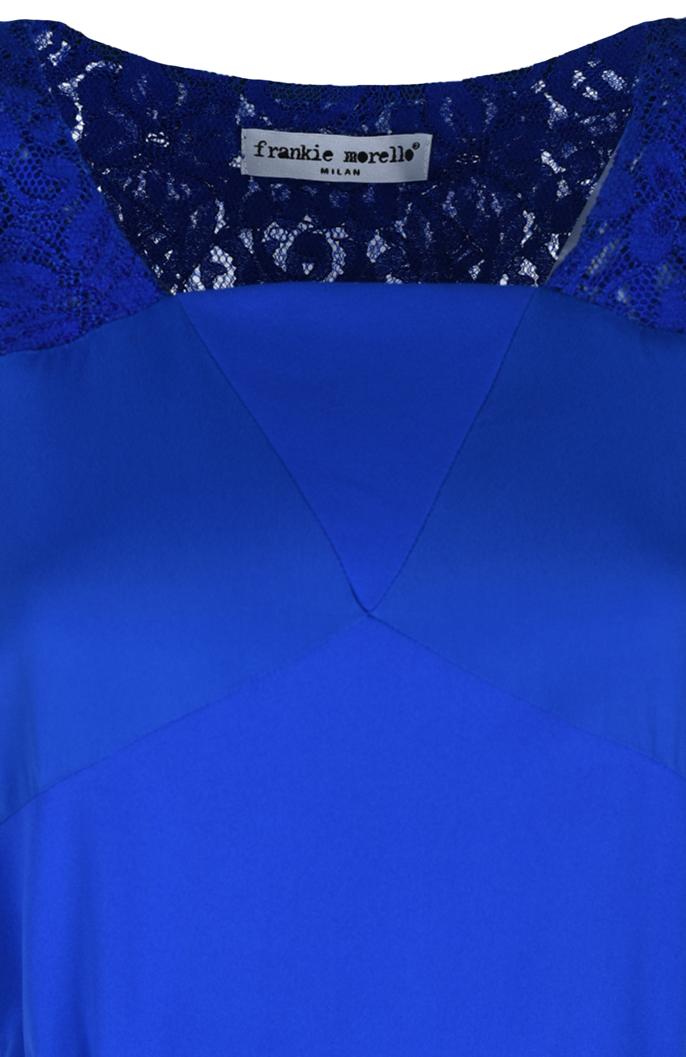 Платье-макси с плиссировкой и кружевной вставкой на спине