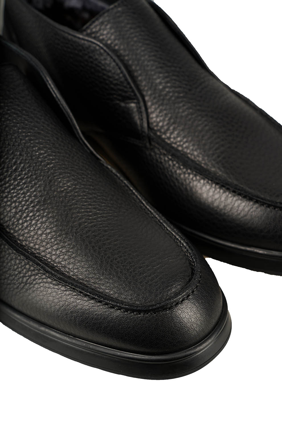 Ботинки-дезерты из зернистой кожи с утеплением из овчины