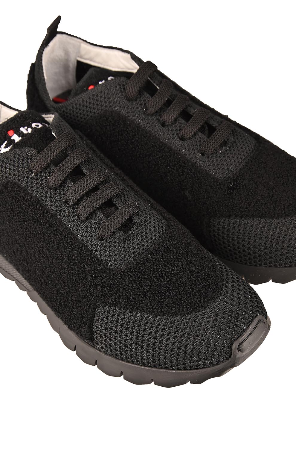 Текстильные кроссовки 