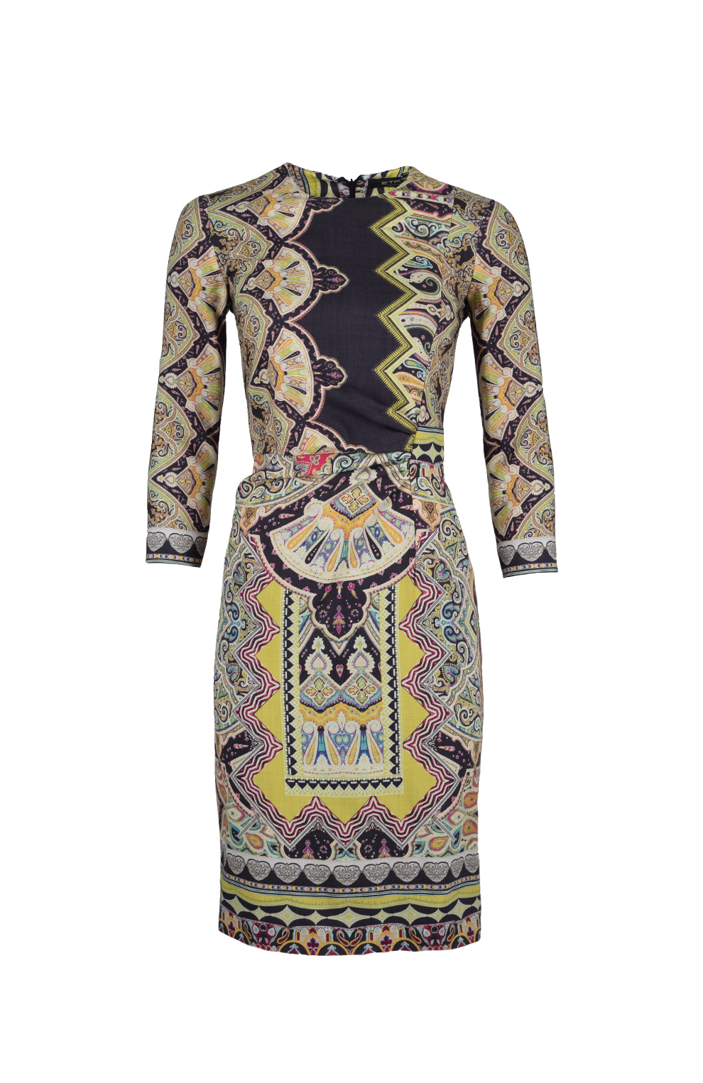 Платье-футляр с отрезной талией и сборкой