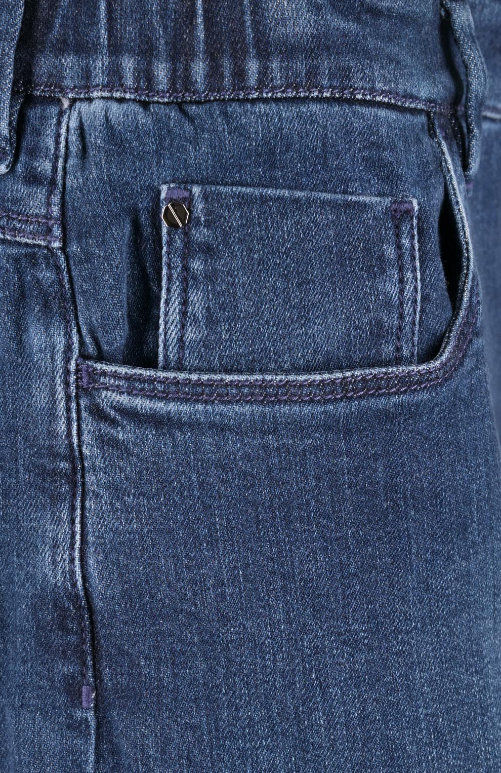 Джинсы из смесового хлопка