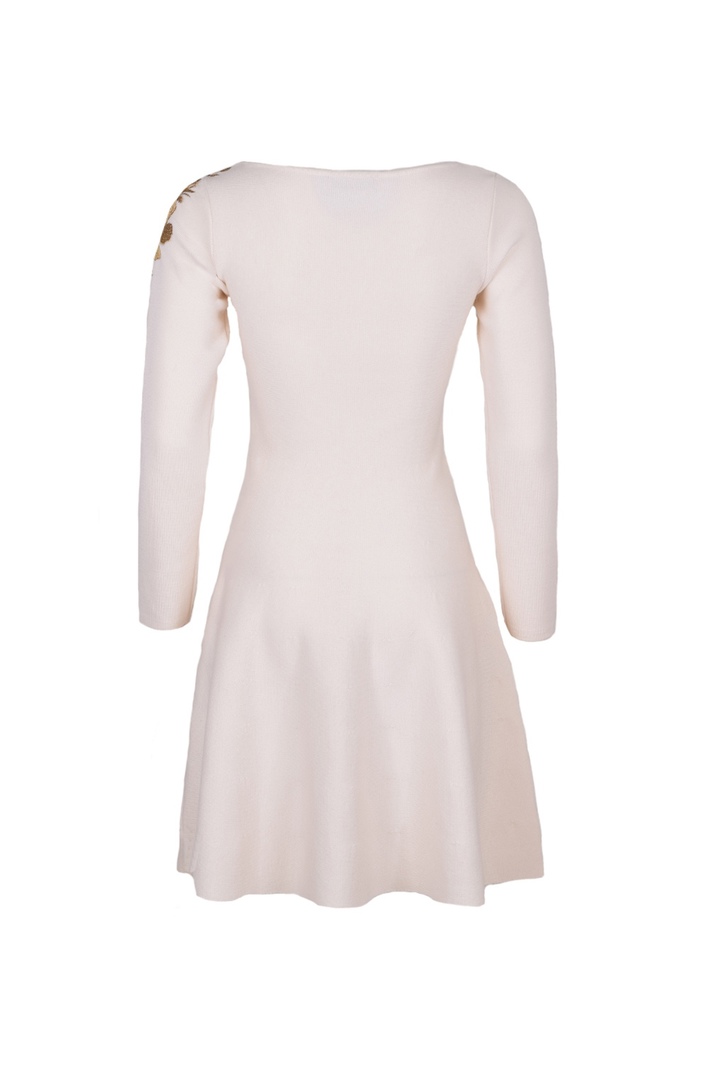 Трикотажное платье с вышивкой