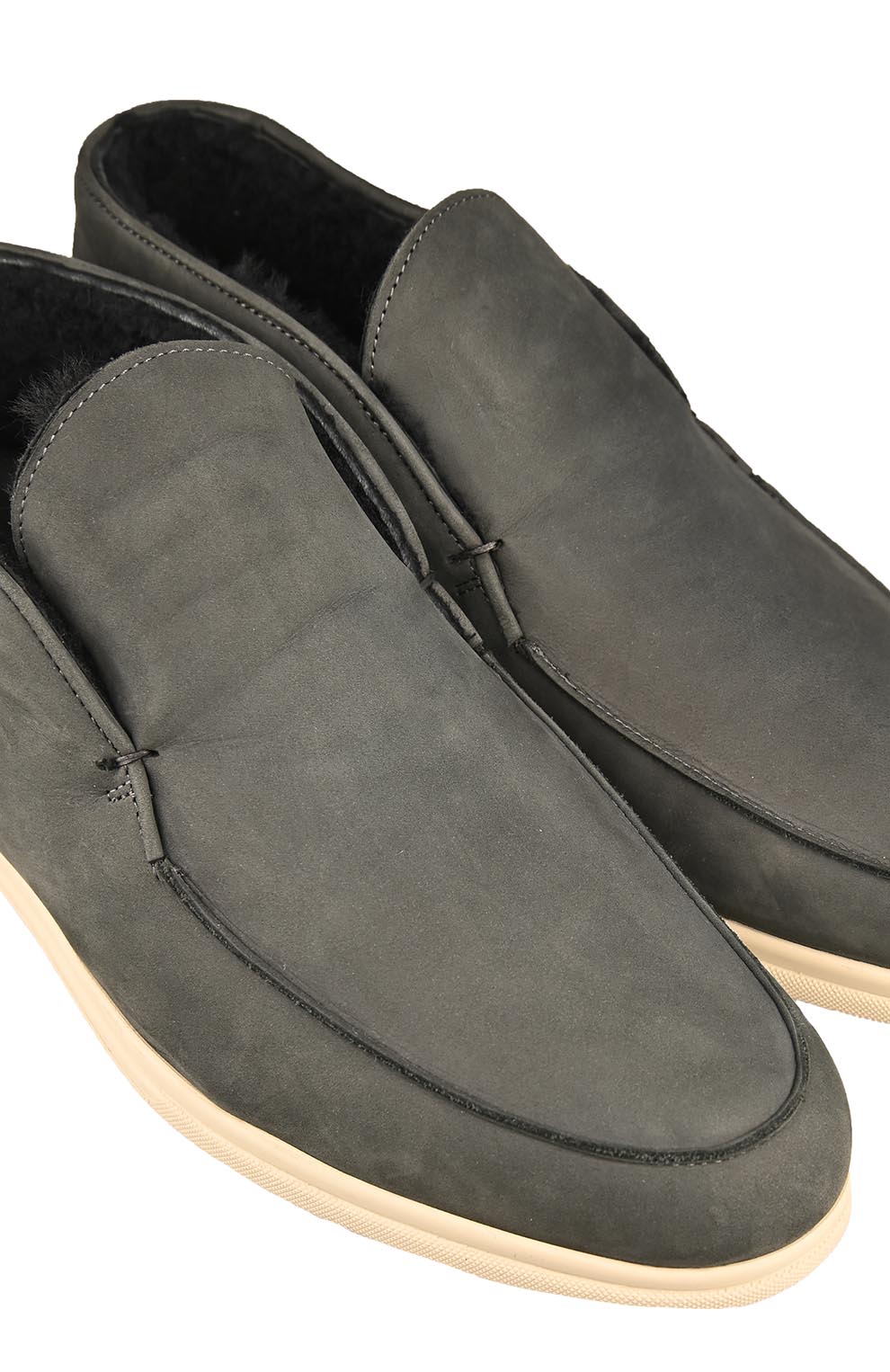 Ботинки из нубука с меховым утеплением