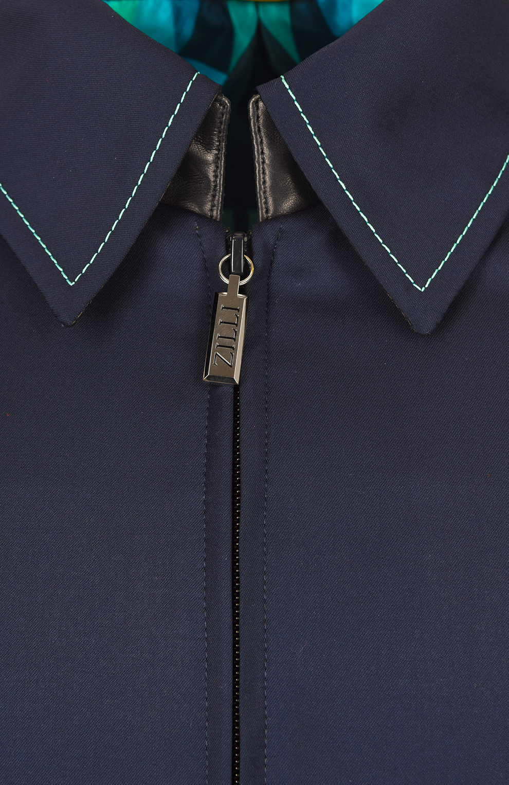 Бомбер из тонкой шерсти