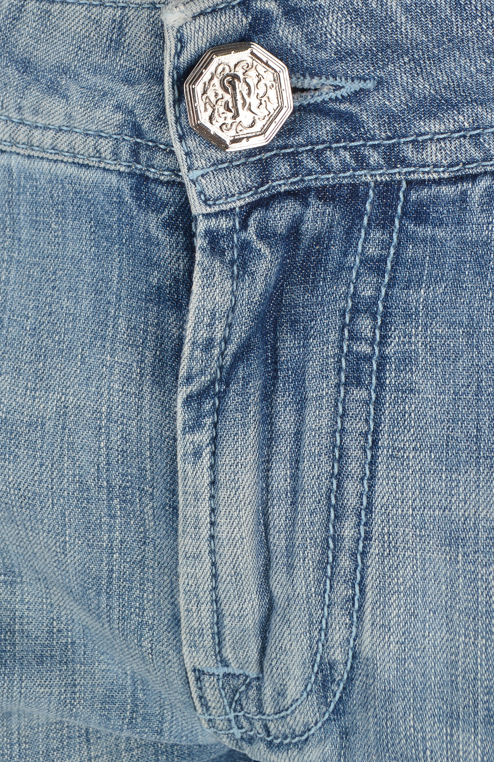 Джинсы с контрастной строчкой