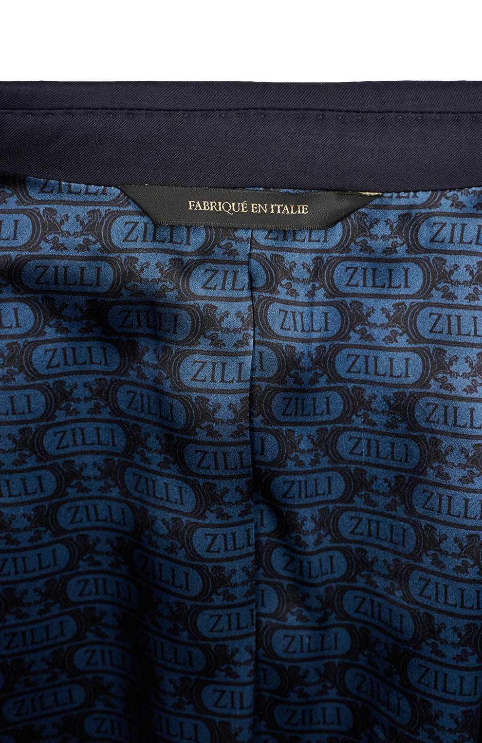 Шерстяной костюм