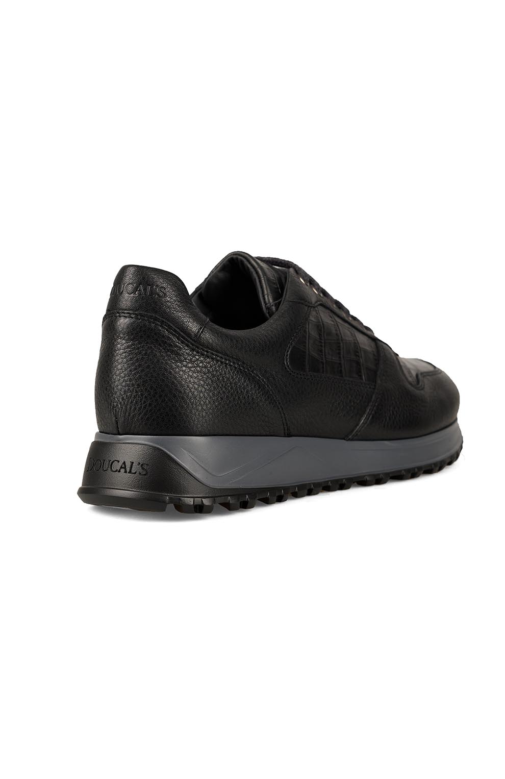 Кроссовки с меховым утеплением овчиной