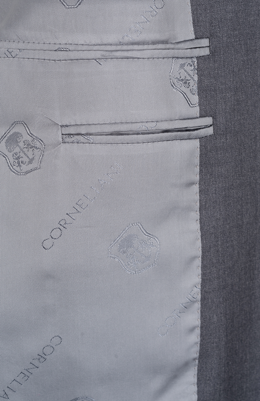 Однотонный шерстяной костюм