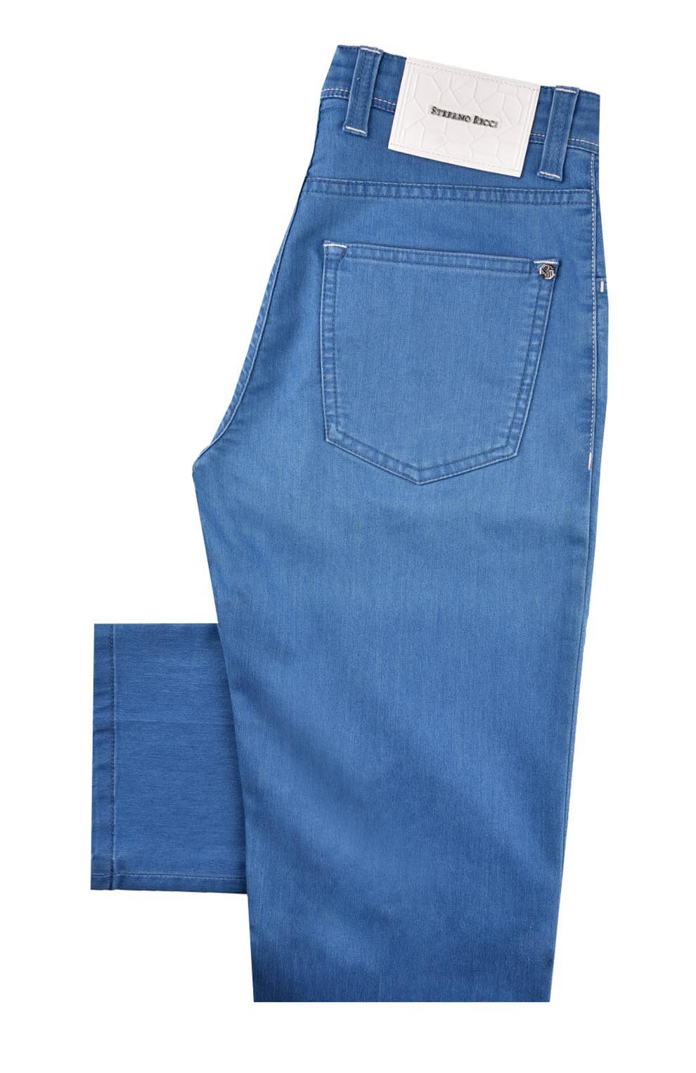 Джинсы прямого кроя