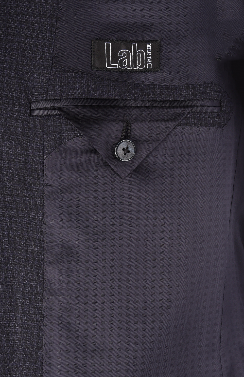 Шерстяной однобортный костюм в мелкую клетку