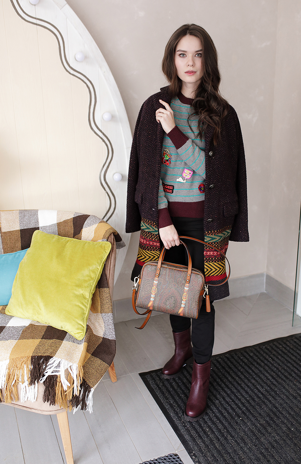 Шерстяной джемпер с аппликациями