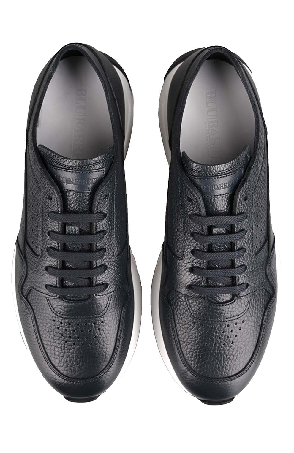 Кроссовки из мягкой кожи с перфорацией