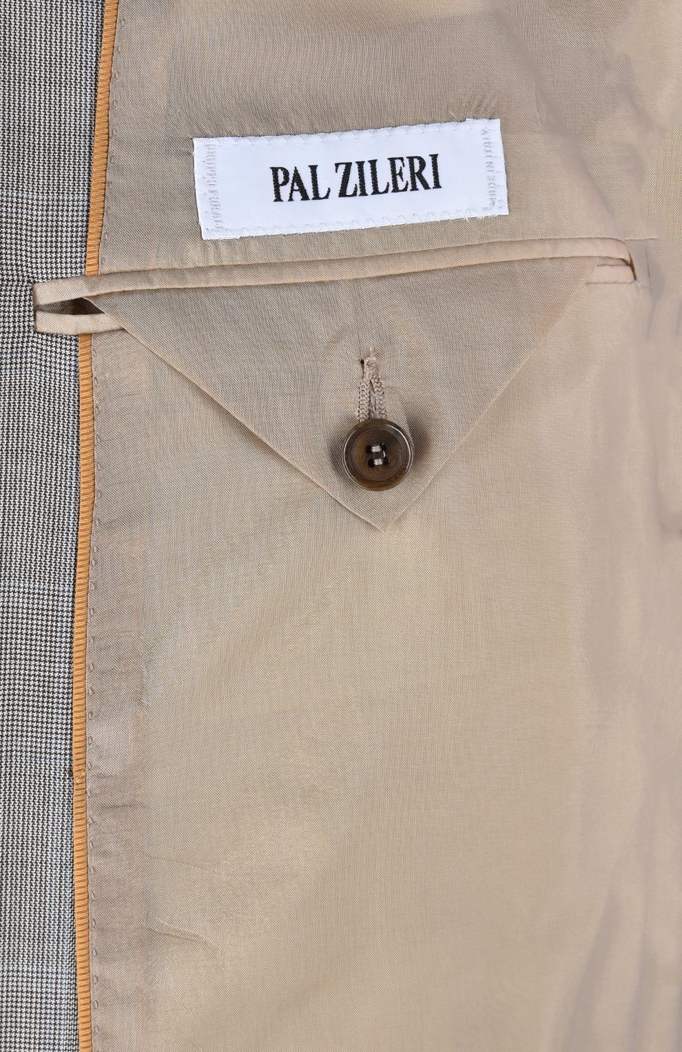 Однобортный костюм из смеси шерсти и шёлка в клетку