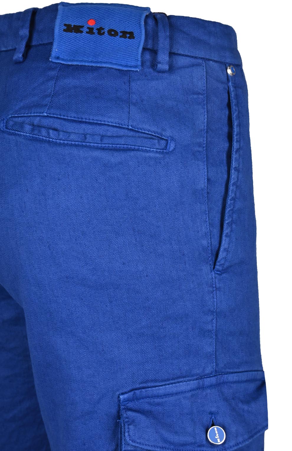 Шорты с накладными карманами