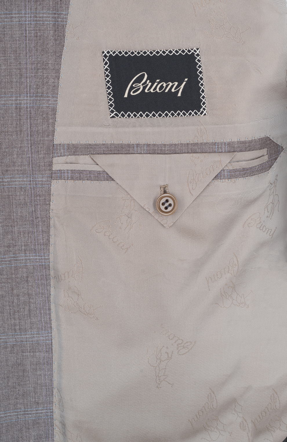 Однобортный костюм из смеси шерсти и шёлка