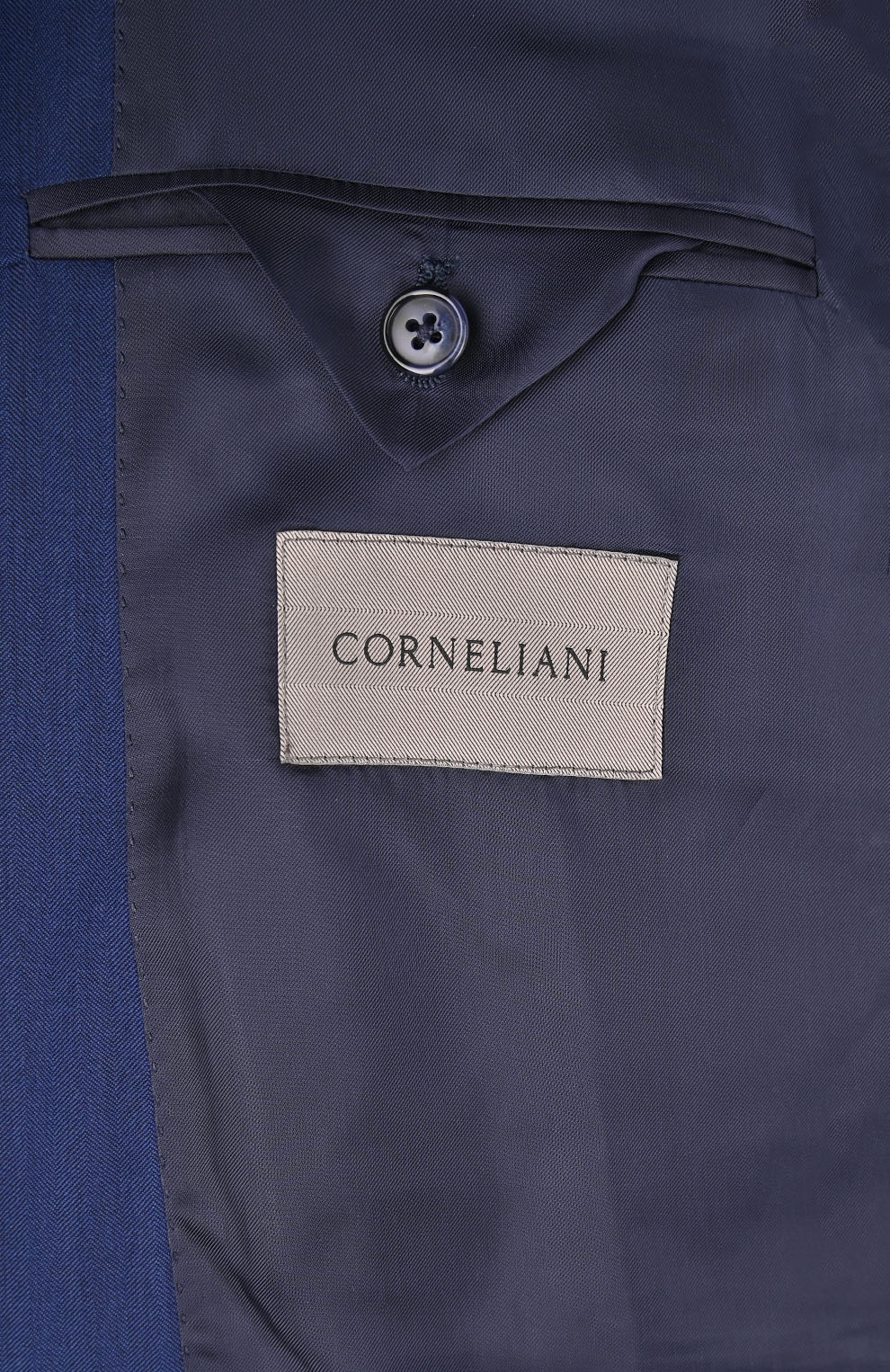 Шерстяной однобортный костюм