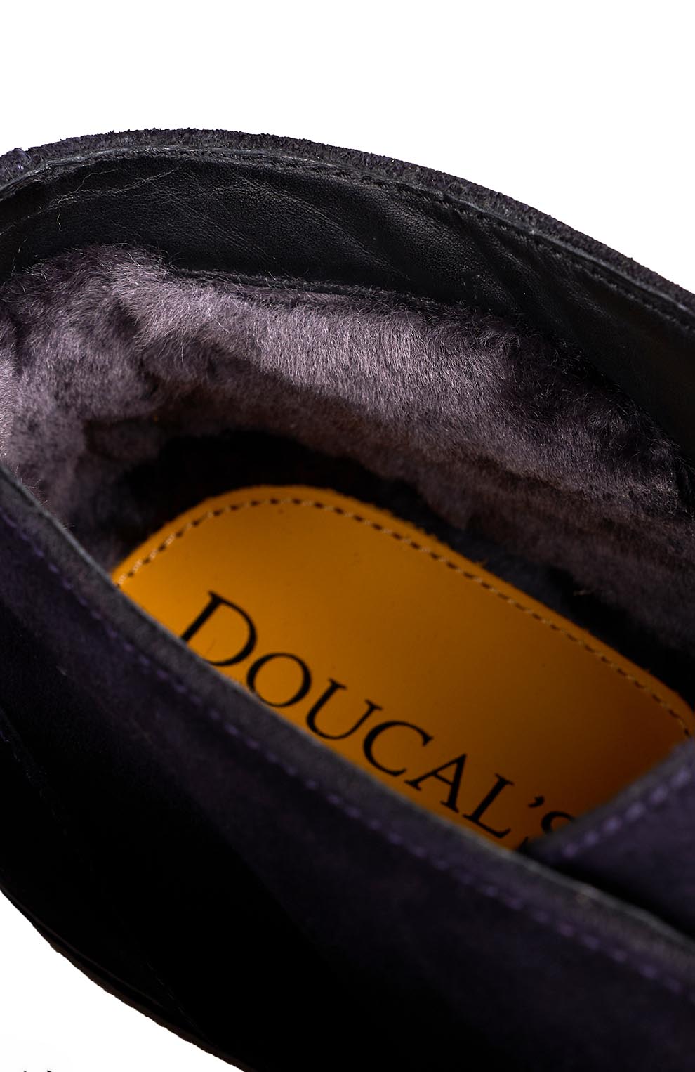 Замшевые ботинки с меховым утеплением