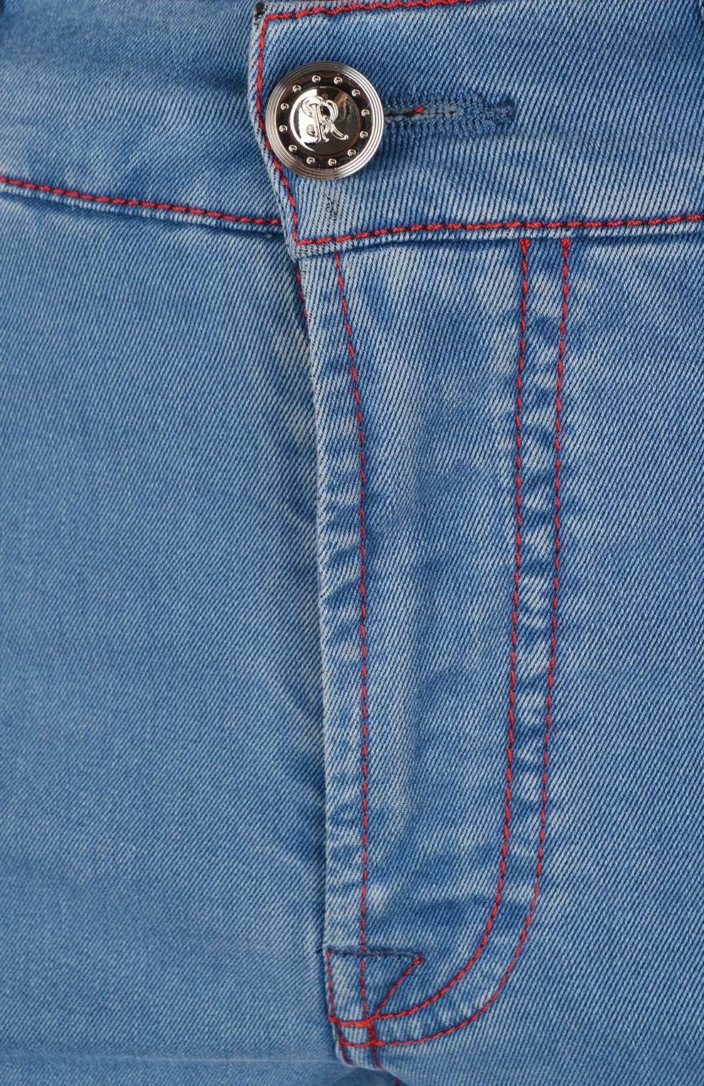 Джинсы с контрастной строчкой