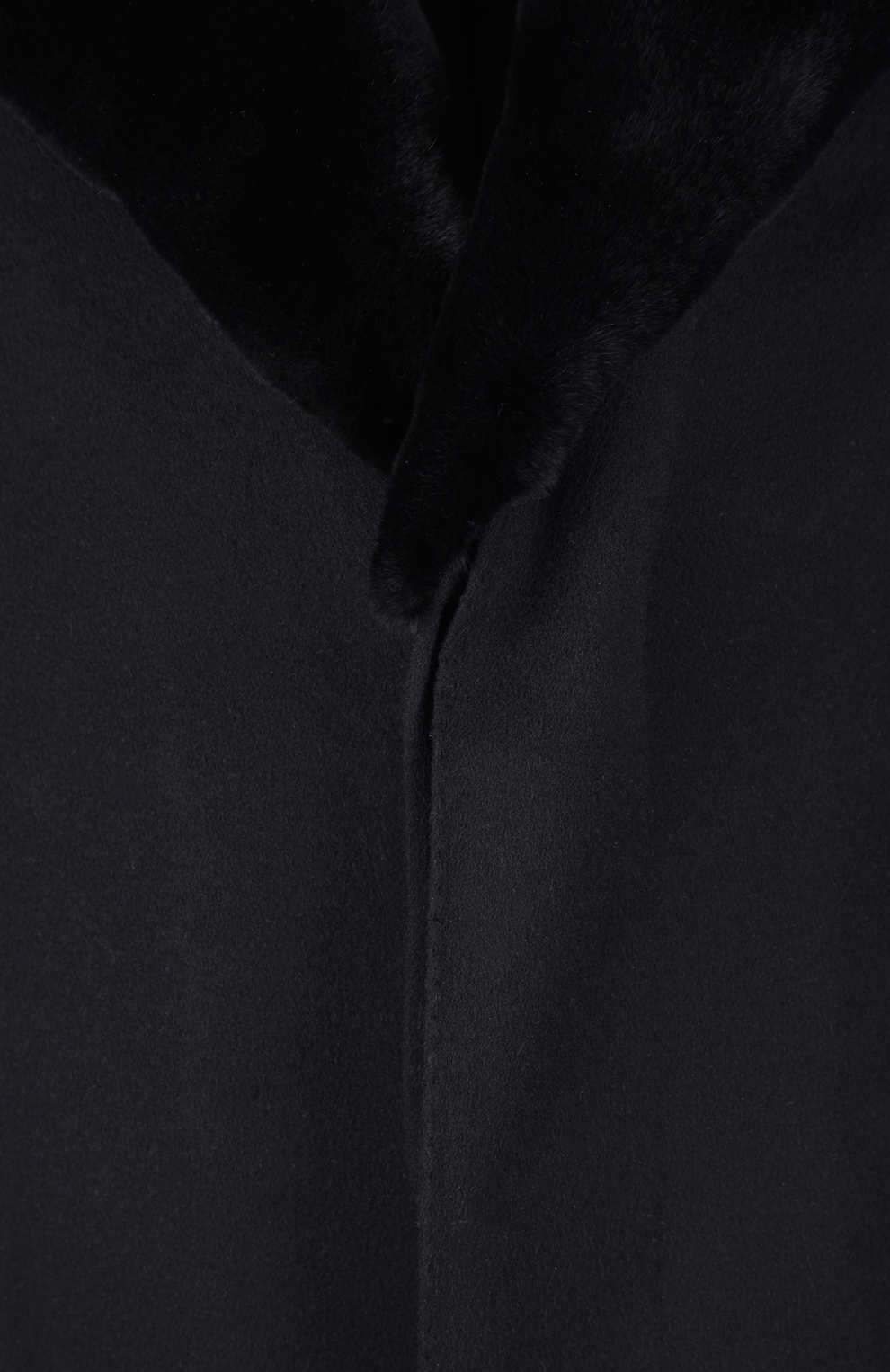 Кашемировое пальто с норковым воротником