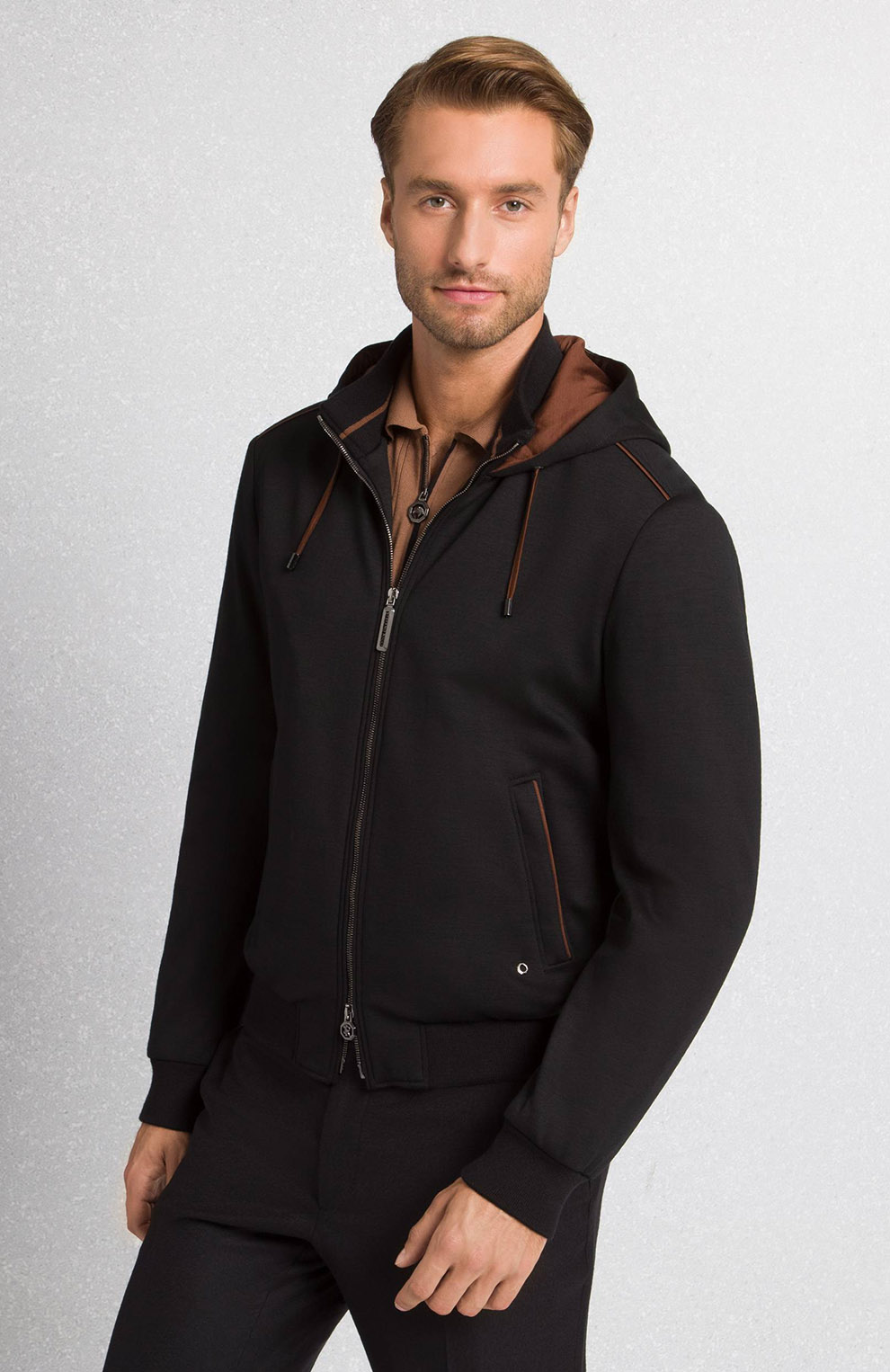 Шерстяная куртка-блузон с капюшоном