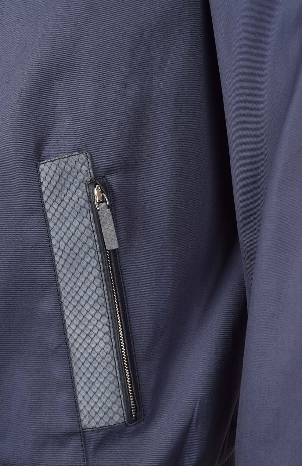 Хлопковая куртка с отделкой из кожи питона