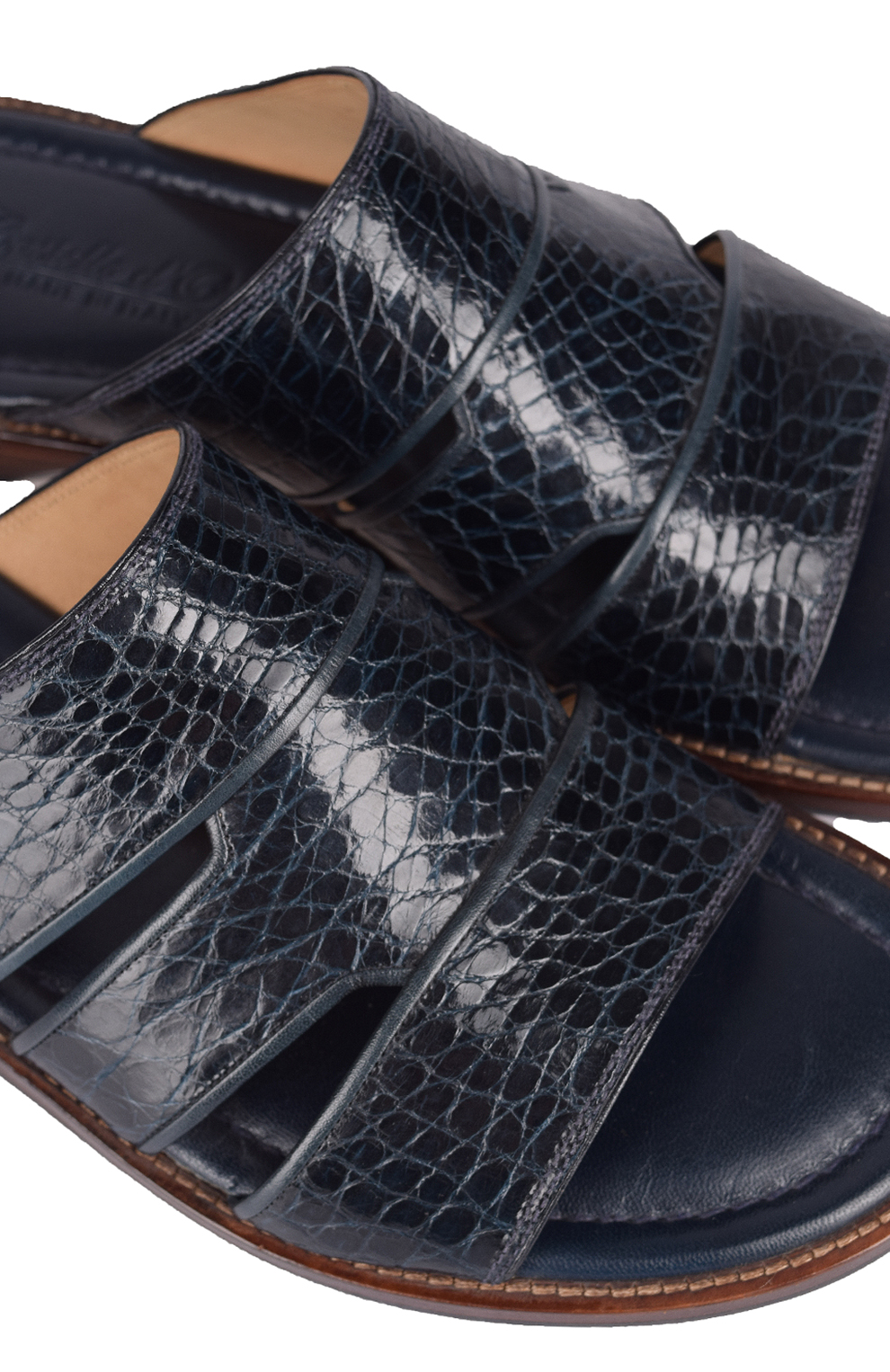 Кожаные шлёпанцы