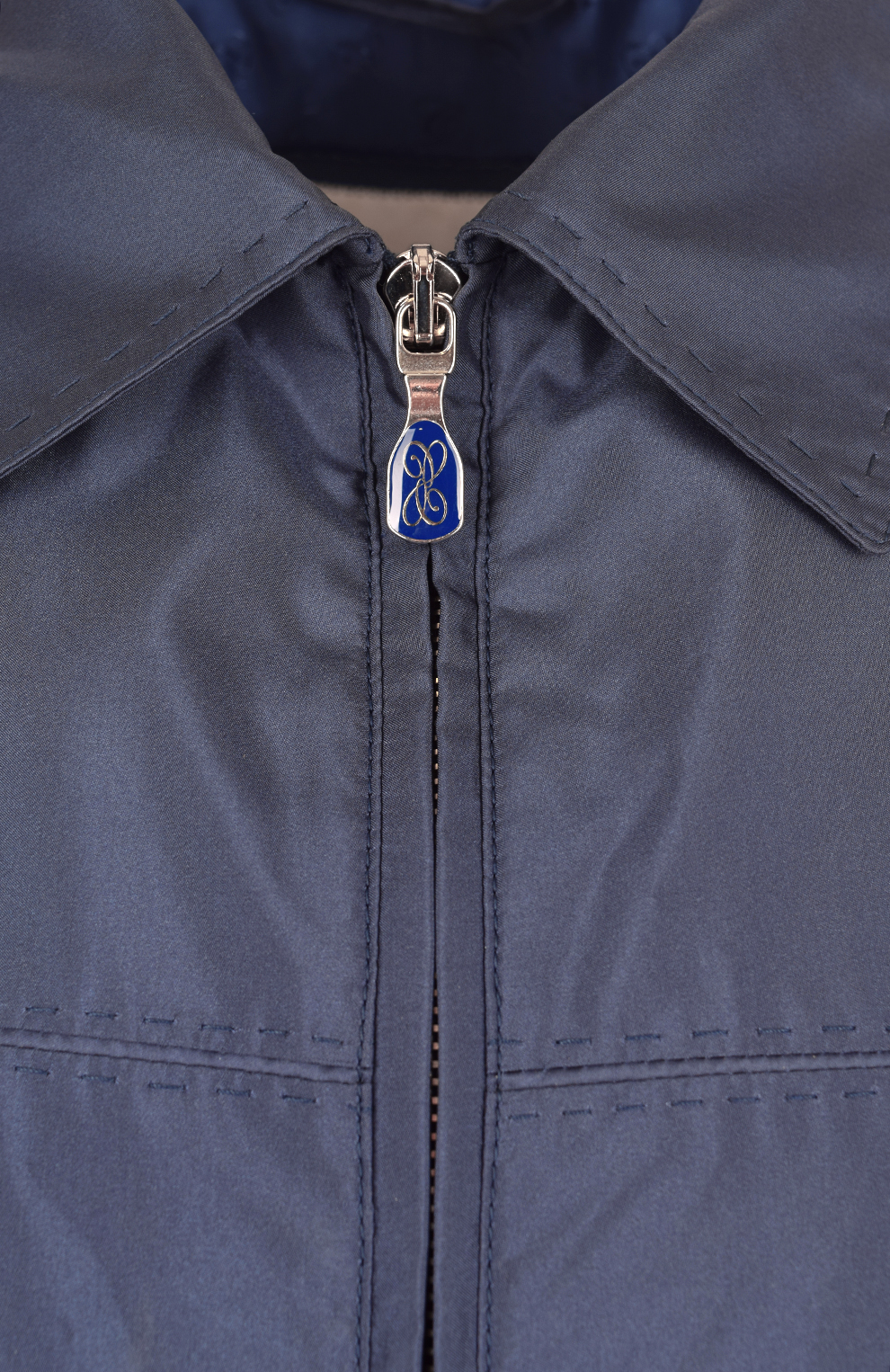 Шёлковая ветровка с отделкой из кожи