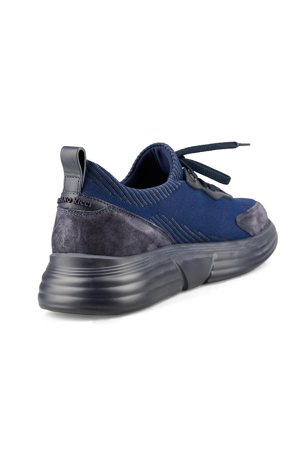 Комбинированные кроссовки из замши и текстиля