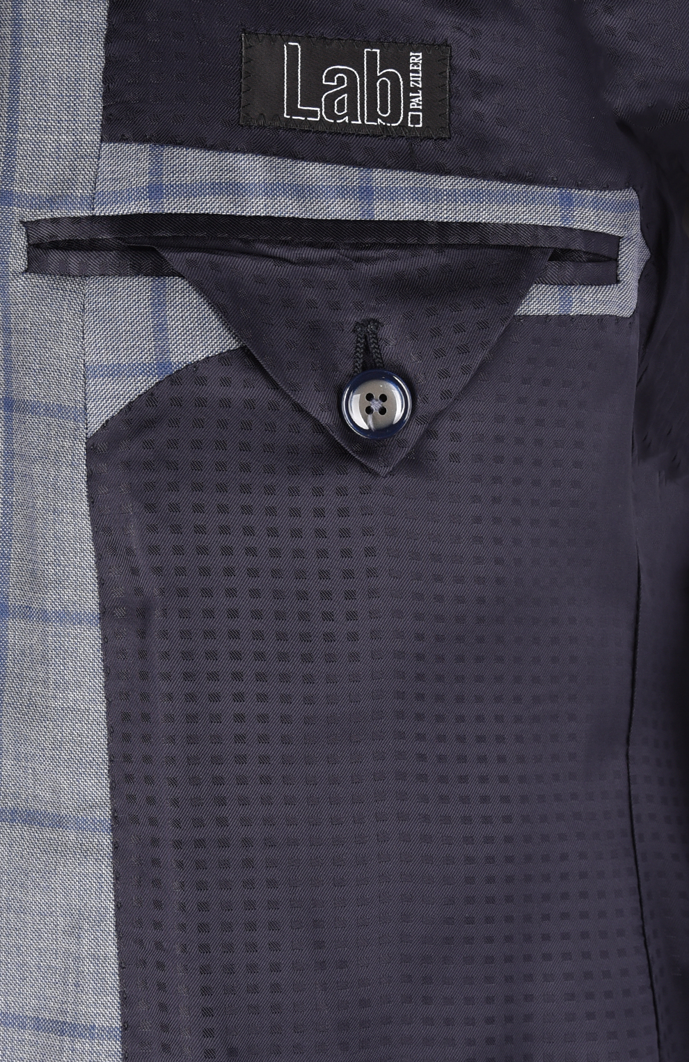 Шерстяной однобортный костюм в клетку