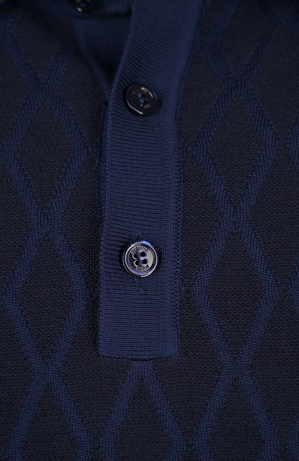 Трикотажное поло на трёх пуговицах из смеси шерсти, шёлка и кашемира