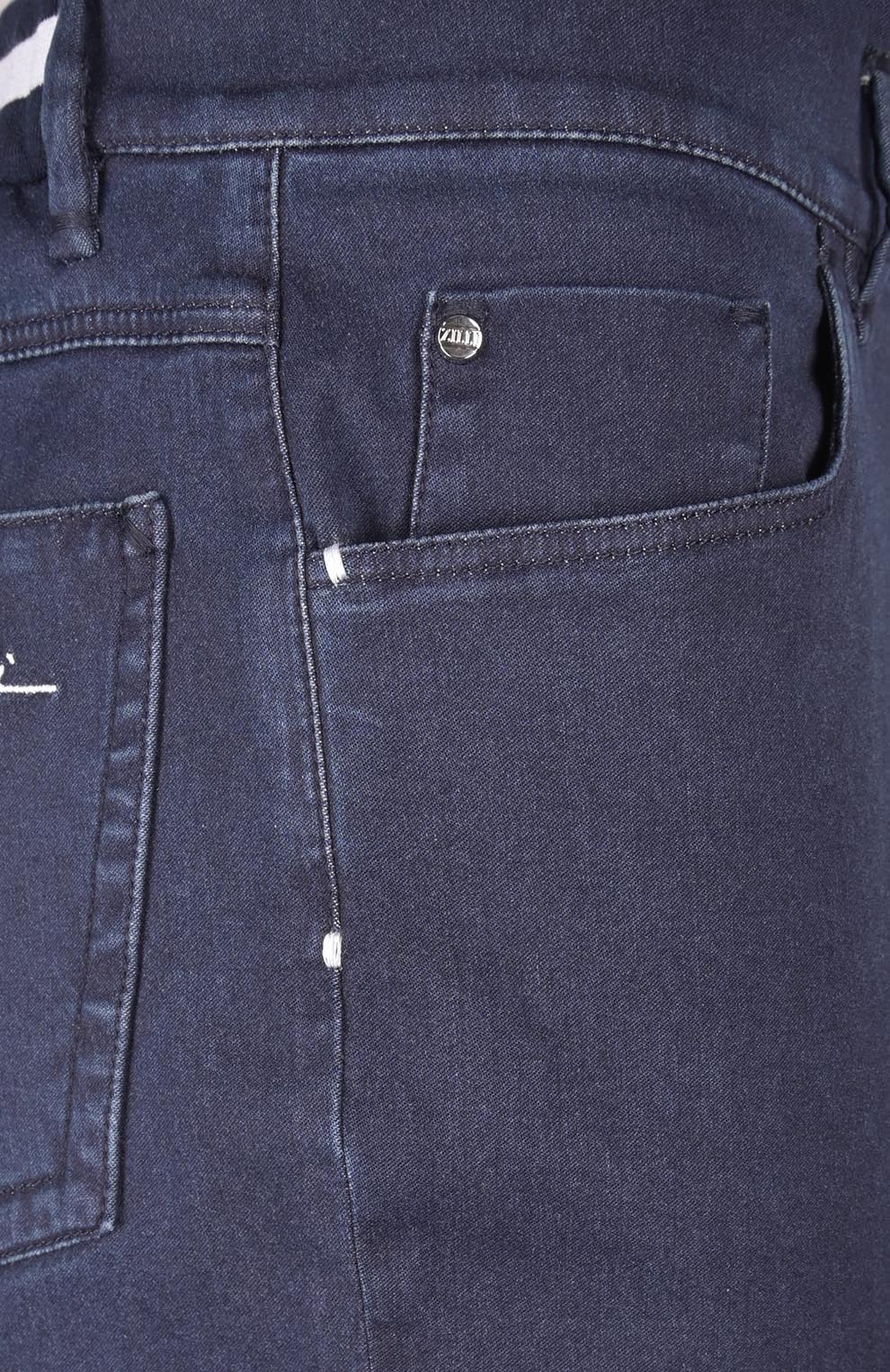 Джинсы эластичным поясом