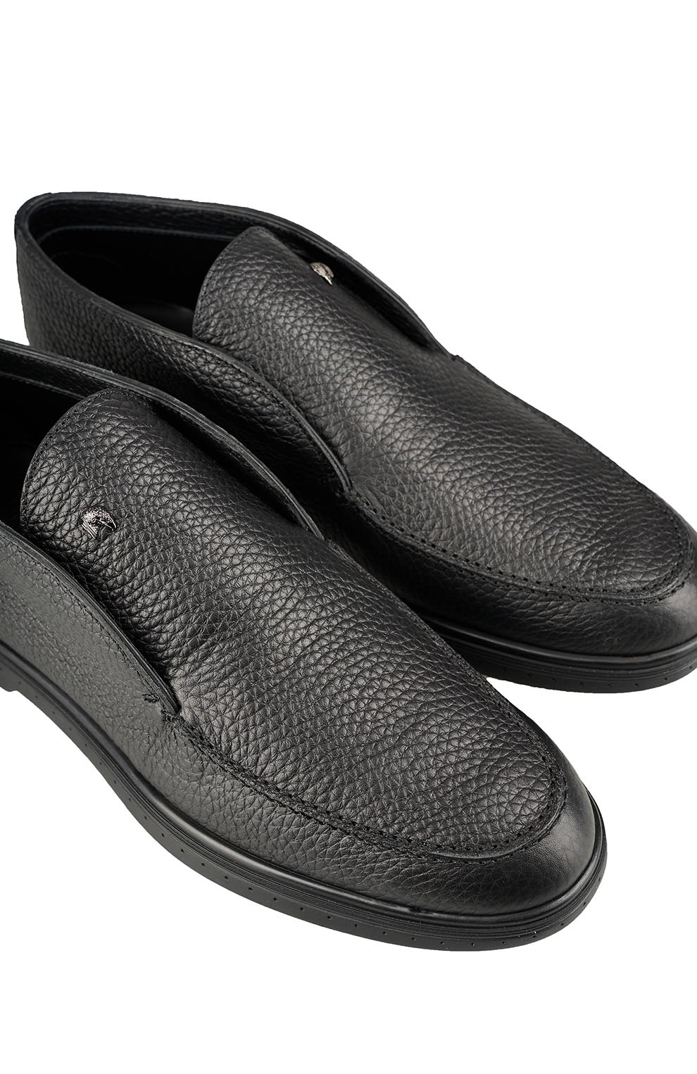 Высокие кожаные ботинки без шнуровки