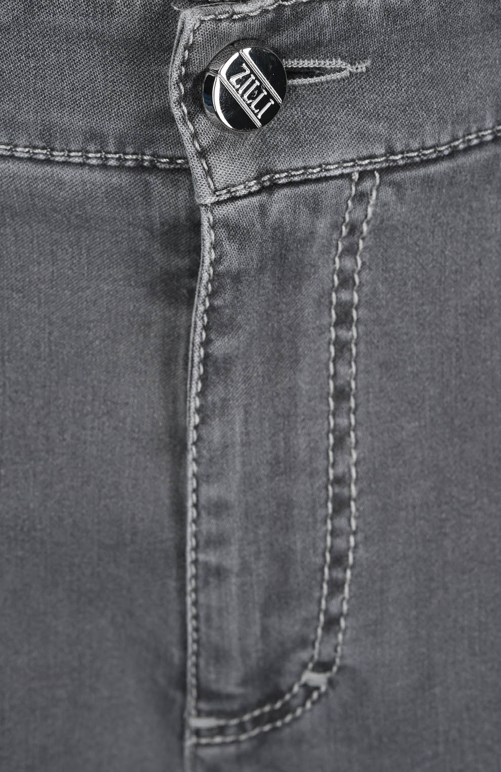 Джинсы модели REGULAR